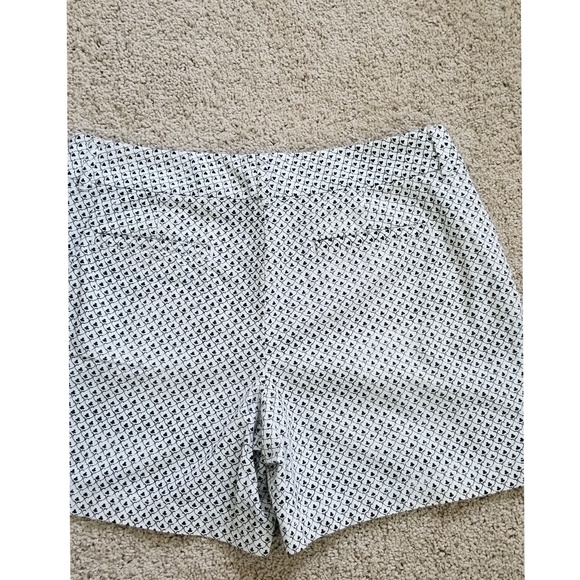 Ann Taylor Loft Shorts - Picture 3 of 5